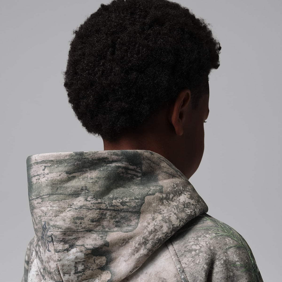 Sudadera con gorro sin cierre de tejido Fleece Jordan Brooklyn Realtree para niños talla grande – Cisne – vista 6