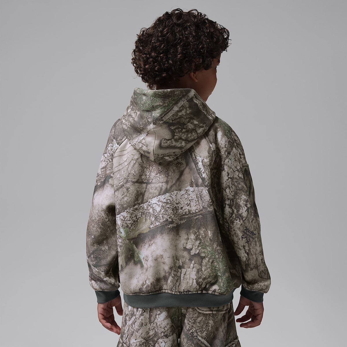 Sudadera con gorro sin cierre de tejido Fleece Brooklyn Realtree para niños talla pequeña Jordan – Cisne – vista 2