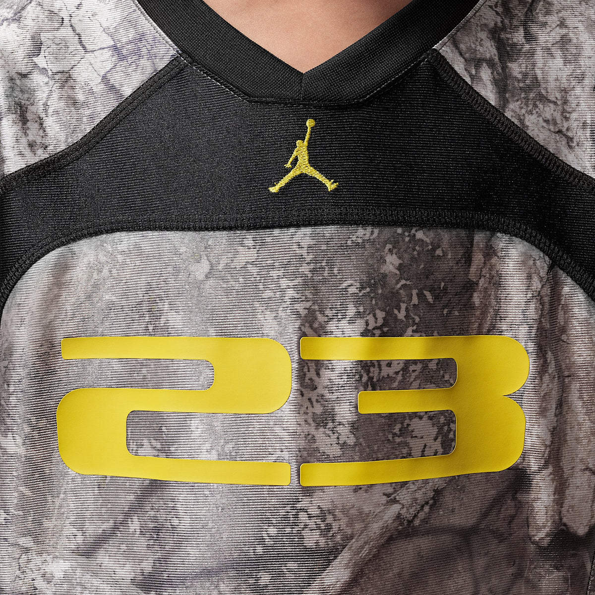 Playera Brooklyn Realtree para niños talla pequeña Jordan – Cisne – vista 4