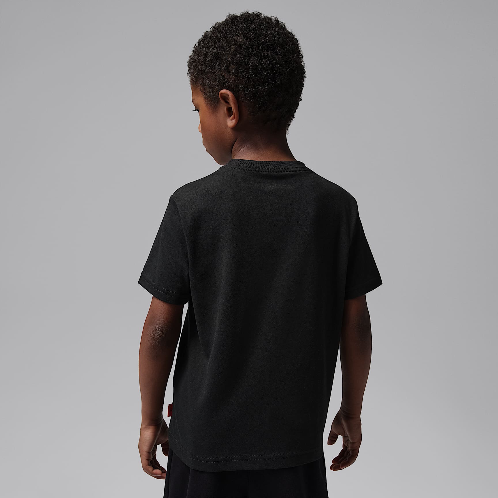 Playera Brooklyn Auto '84 para niños talla pequeña Jordan – Negro – vista 2