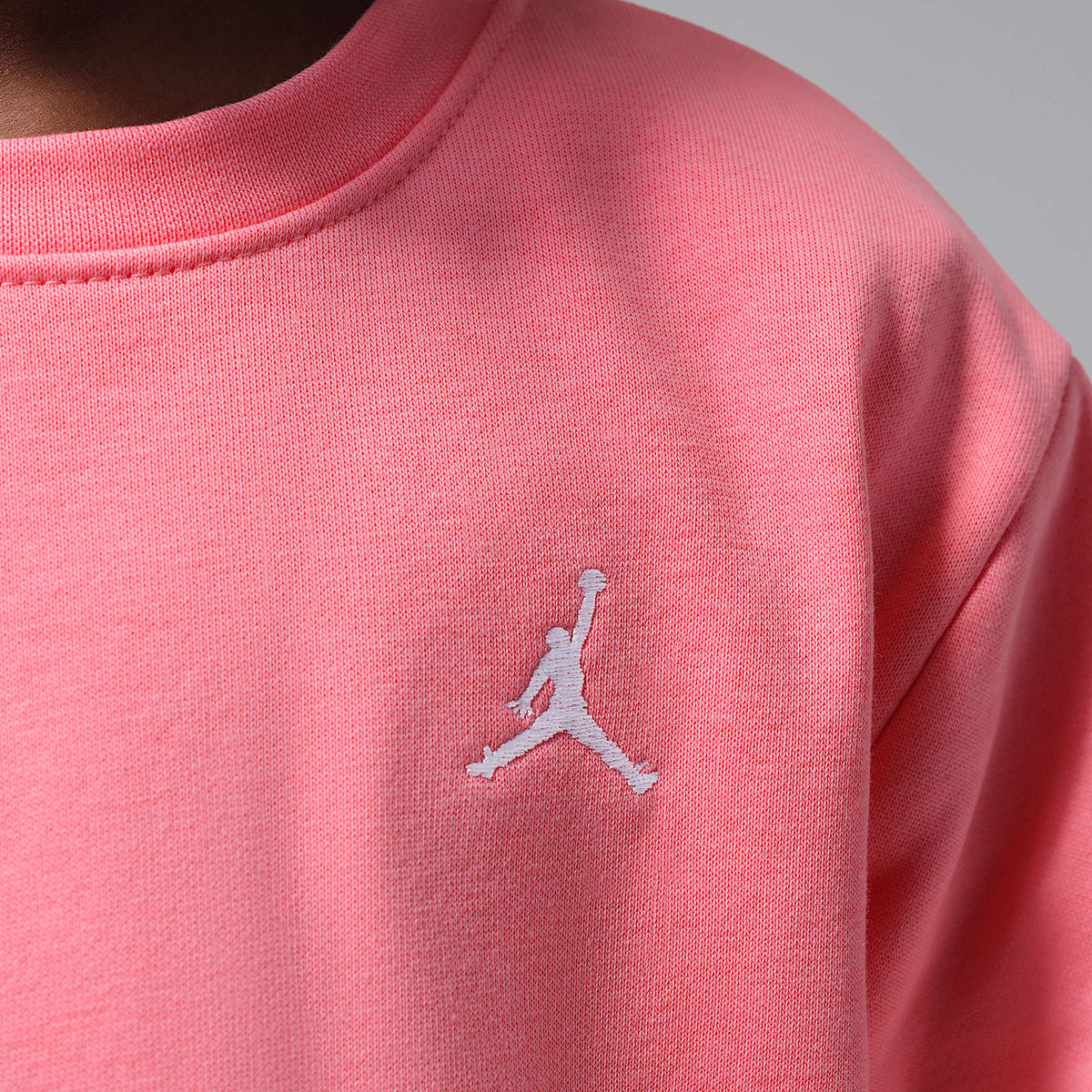 Conjunto de dos piezas de sudadera Jordan Brooklyn Fleece para niños talla pequeña – Rosa mirada – vista 5
