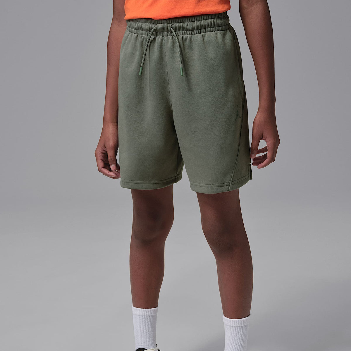 Shorts deportivos Dri-FIT Core para niños talla grande Jordan – Verde – vista 1