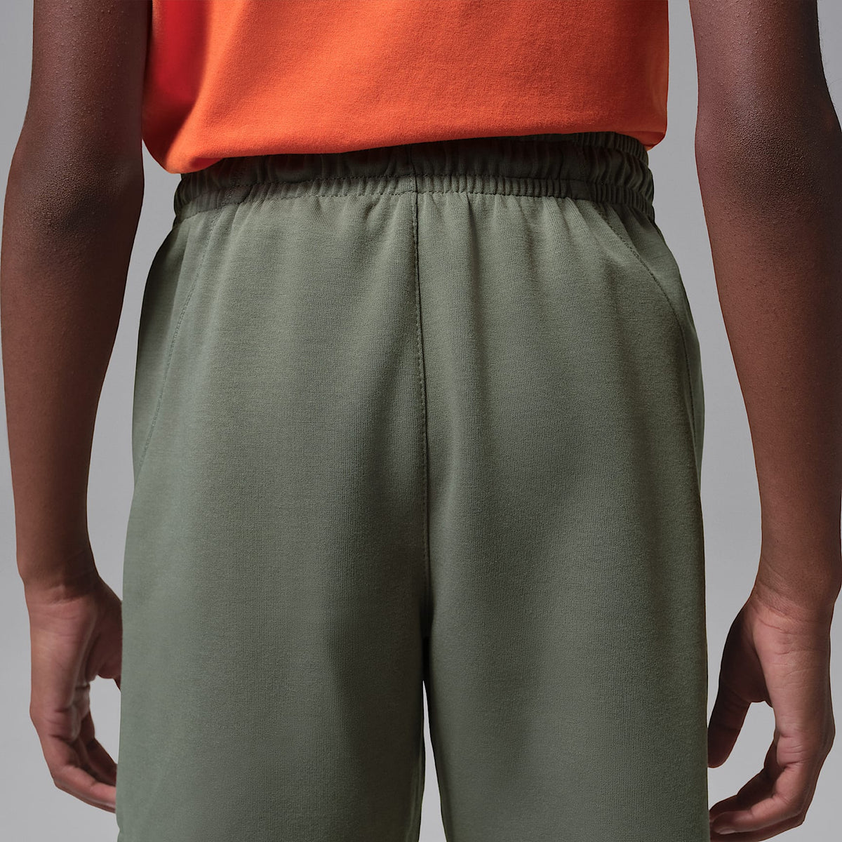 Shorts deportivos Dri-FIT Core para niños talla grande Jordan – Verde – vista 3