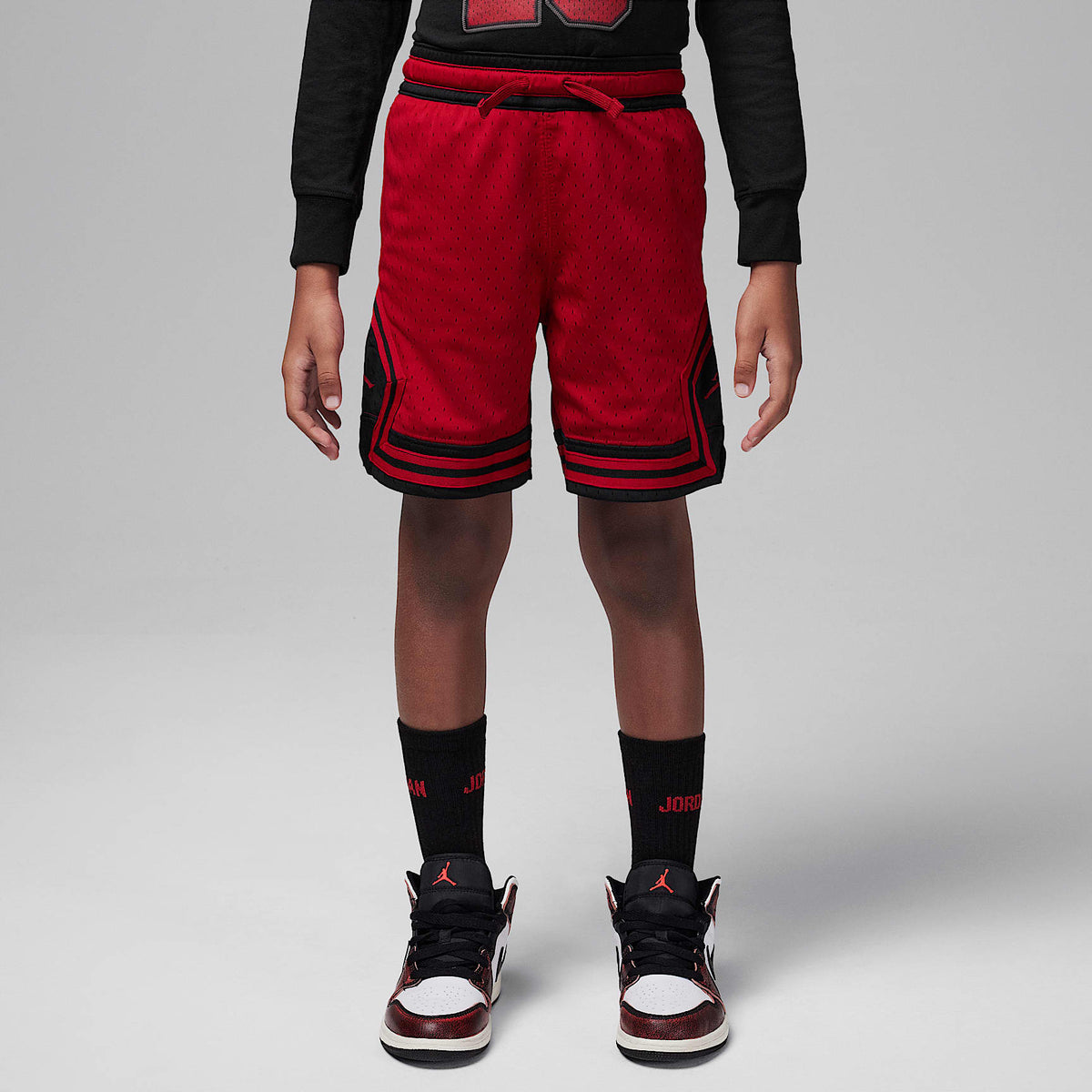 Shorts deportivos Dri-FIT con diseño de diamante para niños talla pequeña Jordan – Rojo gimnasio – vista 1