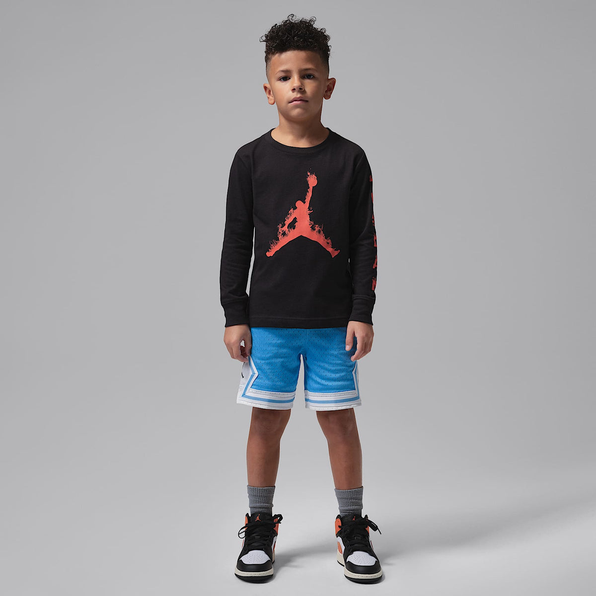 Shorts deportivos Dri-FIT con diseño de diamante para niños talla pequeña Jordan – Azul universitario – vista 6