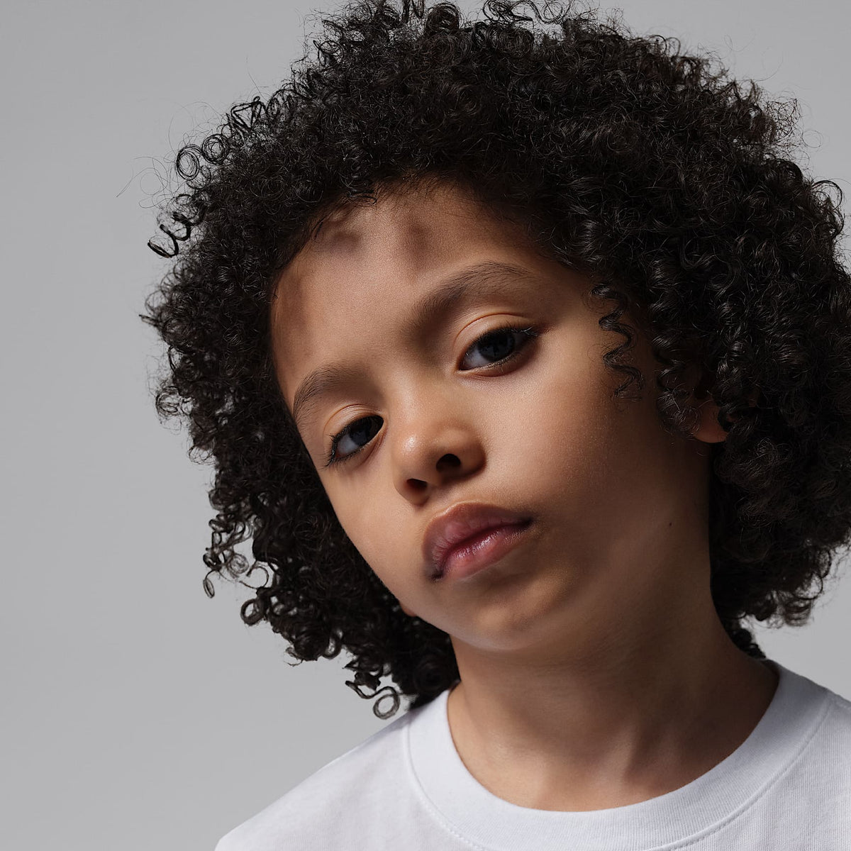Playera Jordan para niños talla pequeña History Lesson – Blanco – vista 3