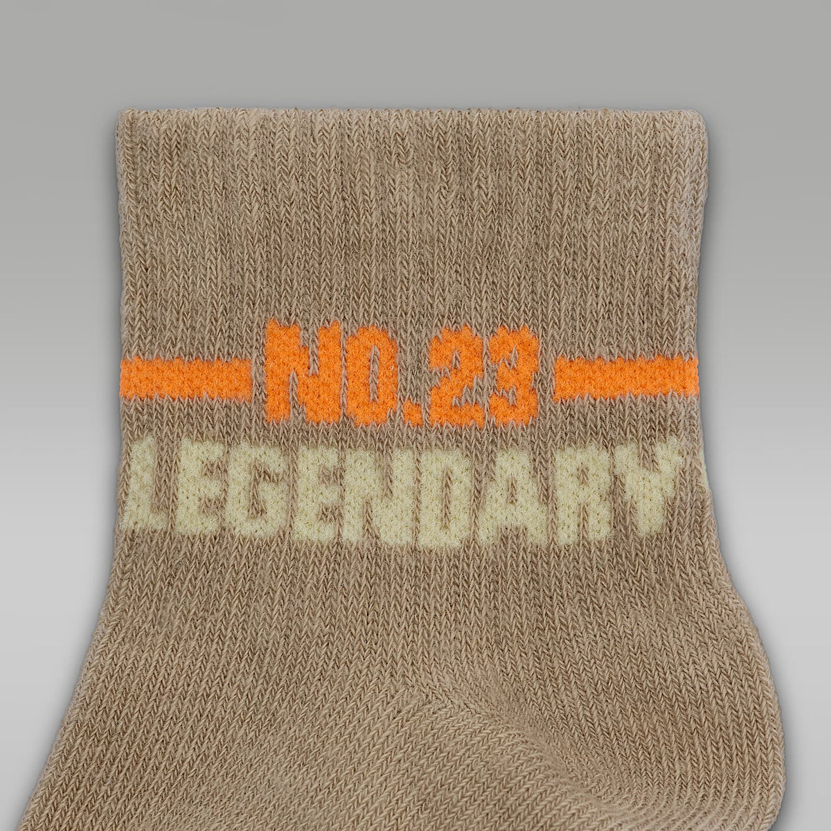 Calcetines de agarre para bebé Jordan Legendary (3 pares) – Caqui – vista 3