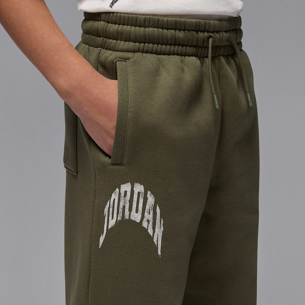 Pants de tejido Fleece para niños talla grande Jordan MVP – Oliva medio – vista 3