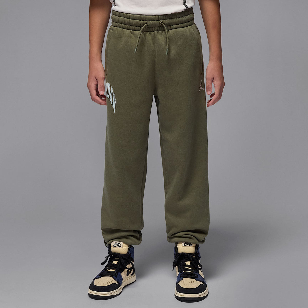 Pants de tejido Fleece para niños talla grande Jordan MVP – Oliva medio – vista 1