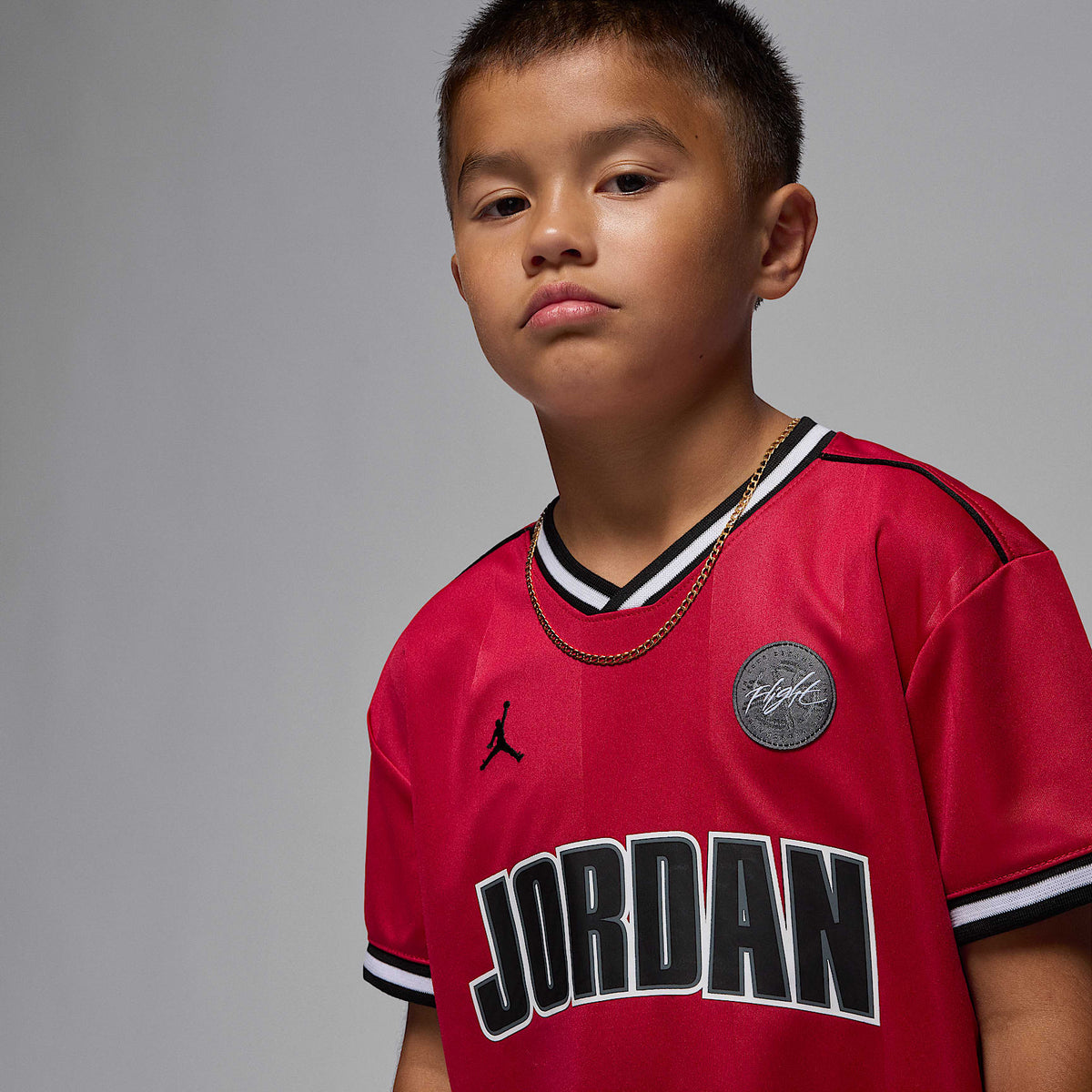 Jersey deportivo para niños talla pequeña Jordan – Rojo gimnasio – vista 3