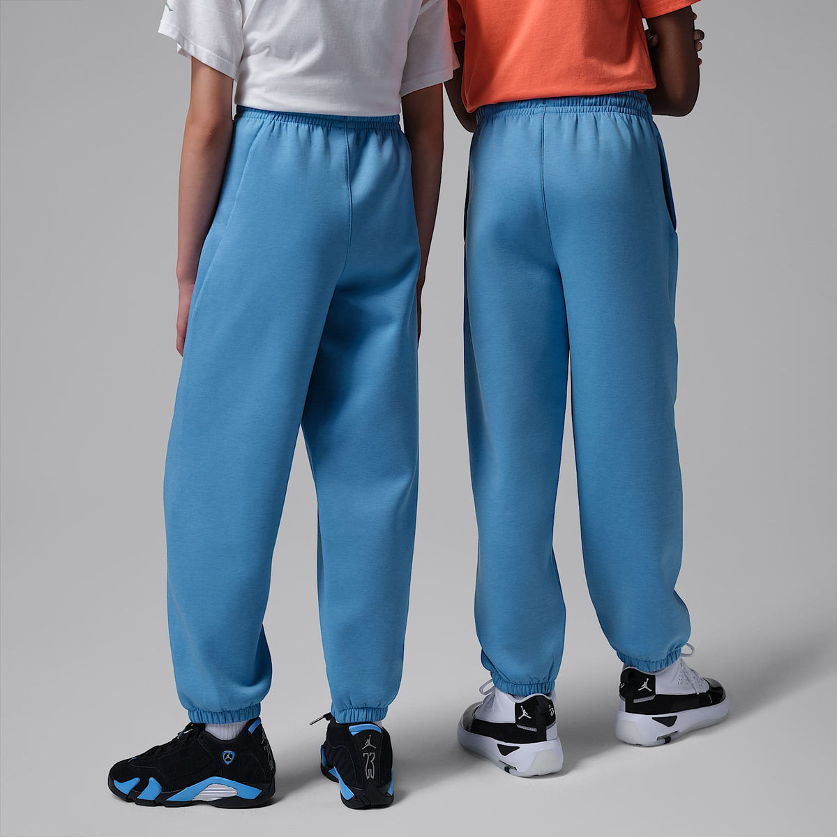 Joggers Therma-FIT para niños talla grande Jordan Sport – Azul extremo – vista 2