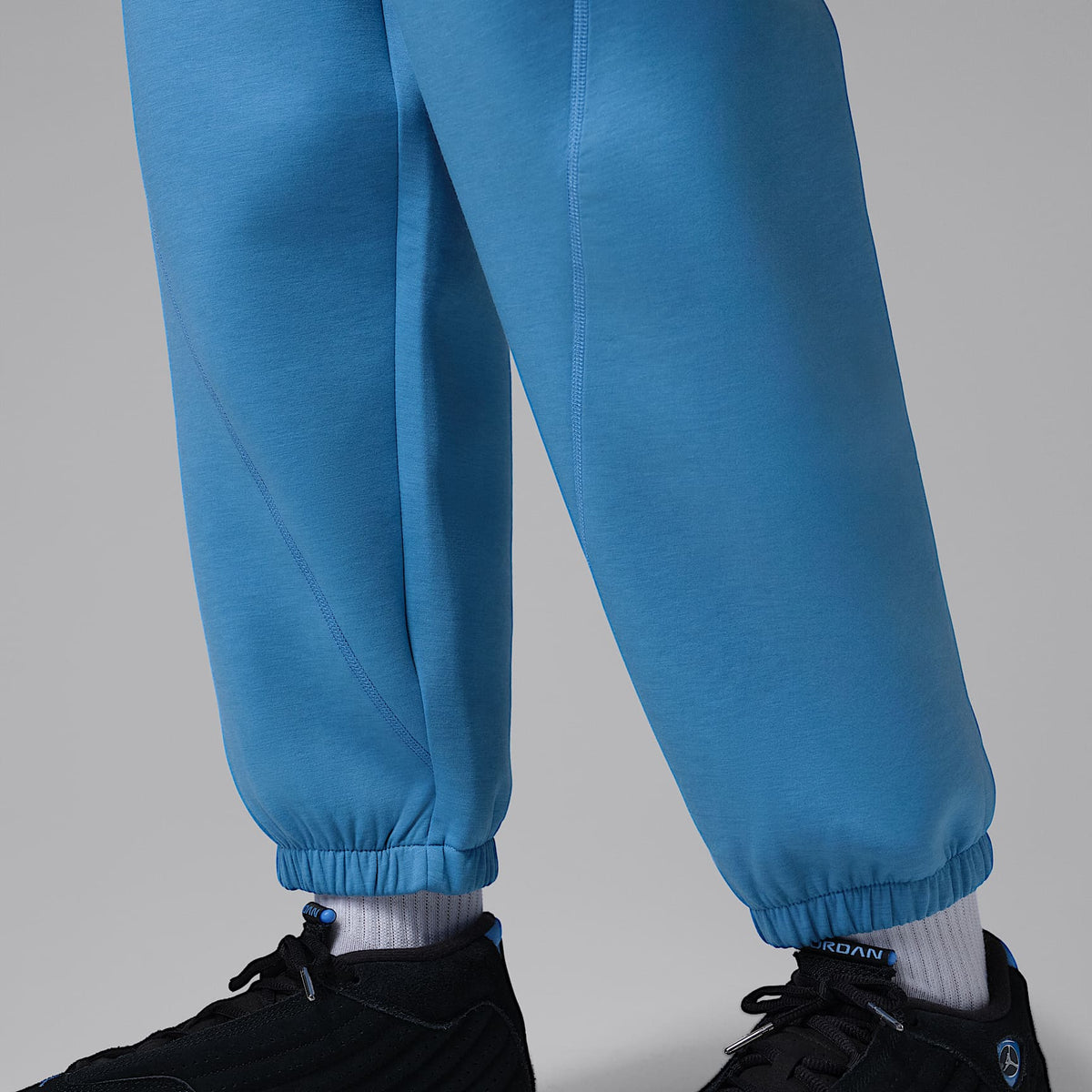 Joggers Therma-FIT para niños talla grande Jordan Sport – Azul extremo – vista 4