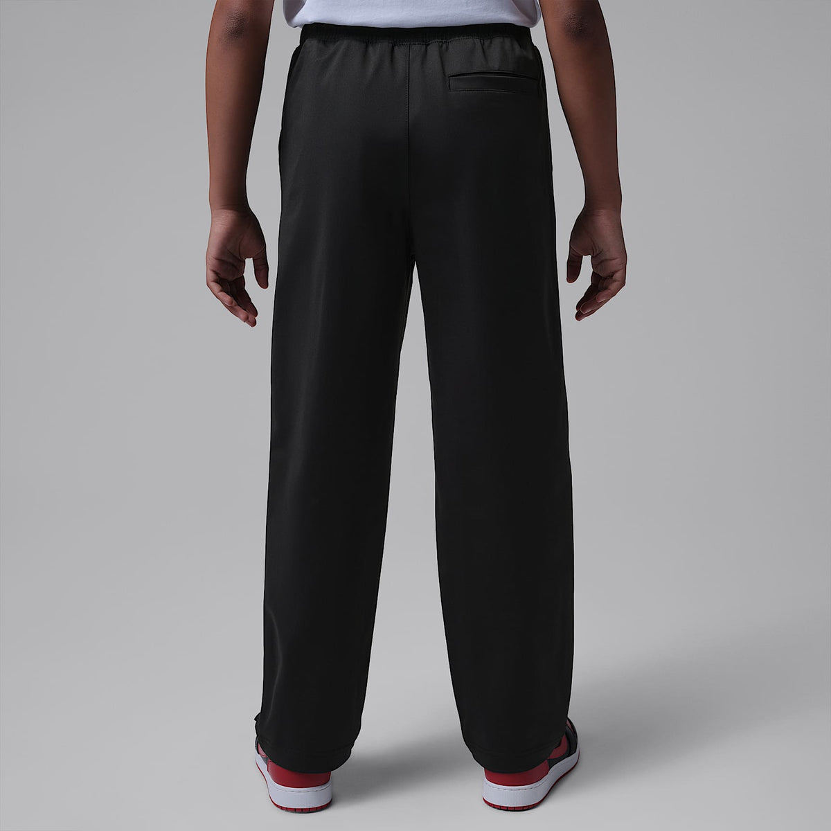 Pants Therma-FIT para niños talla grande Jordan Sport – Negro – vista 2