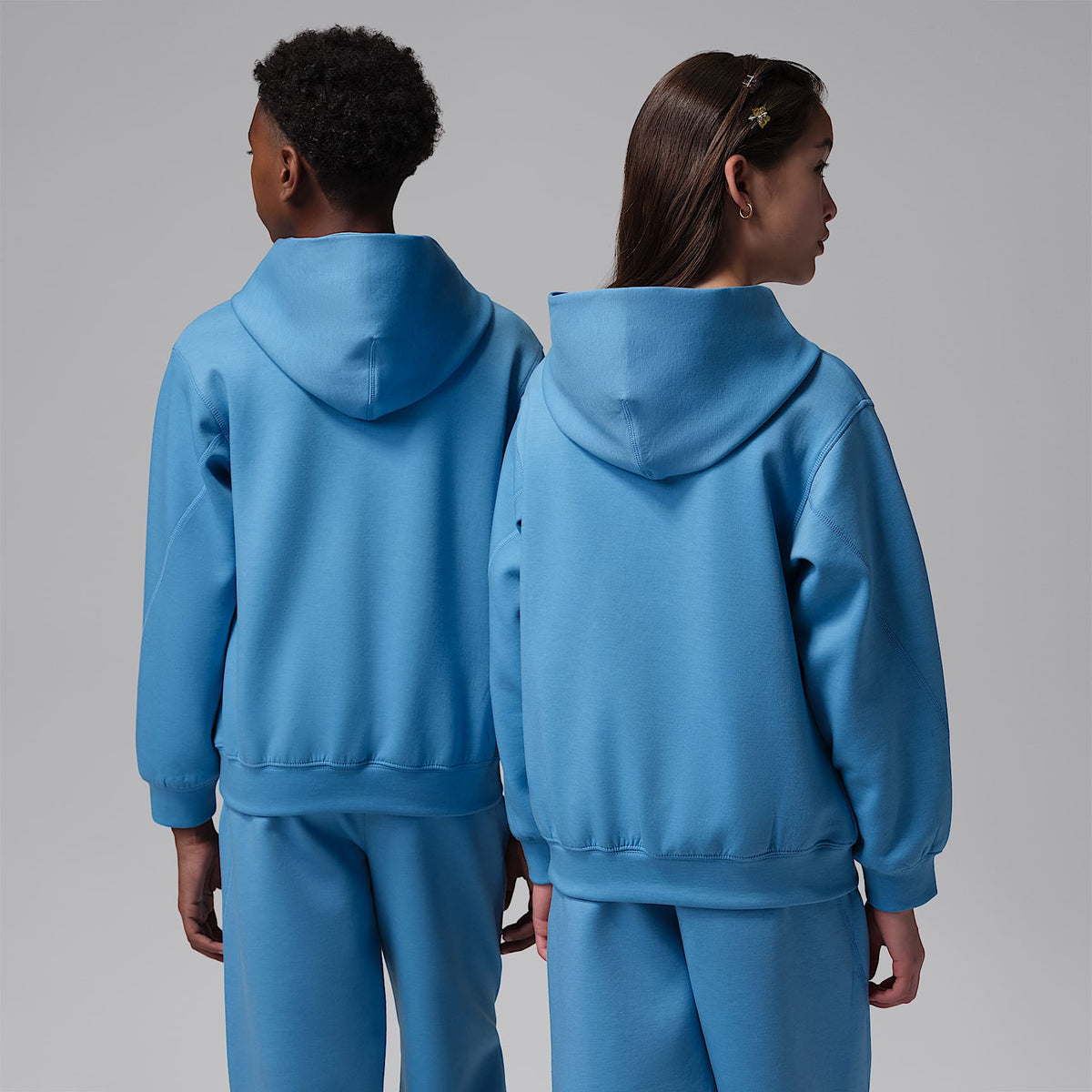 Sudadera con gorro sin cierre Therma-FIT para niños talla grande Jordan Sport – Azul extremo – vista 2