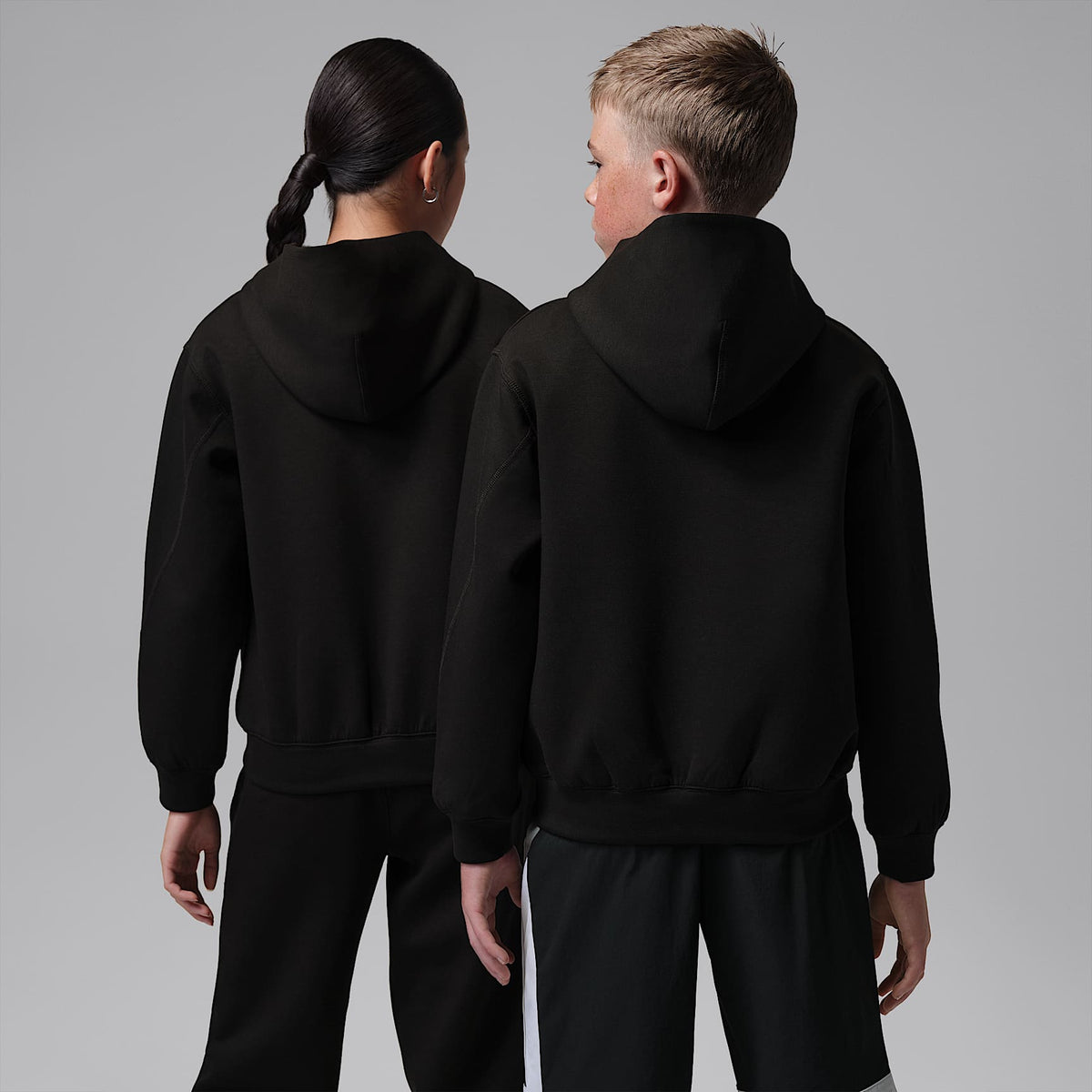 Sudadera con gorro sin cierre Therma-FIT para niños talla grande Jordan Sport – Negro – vista 2