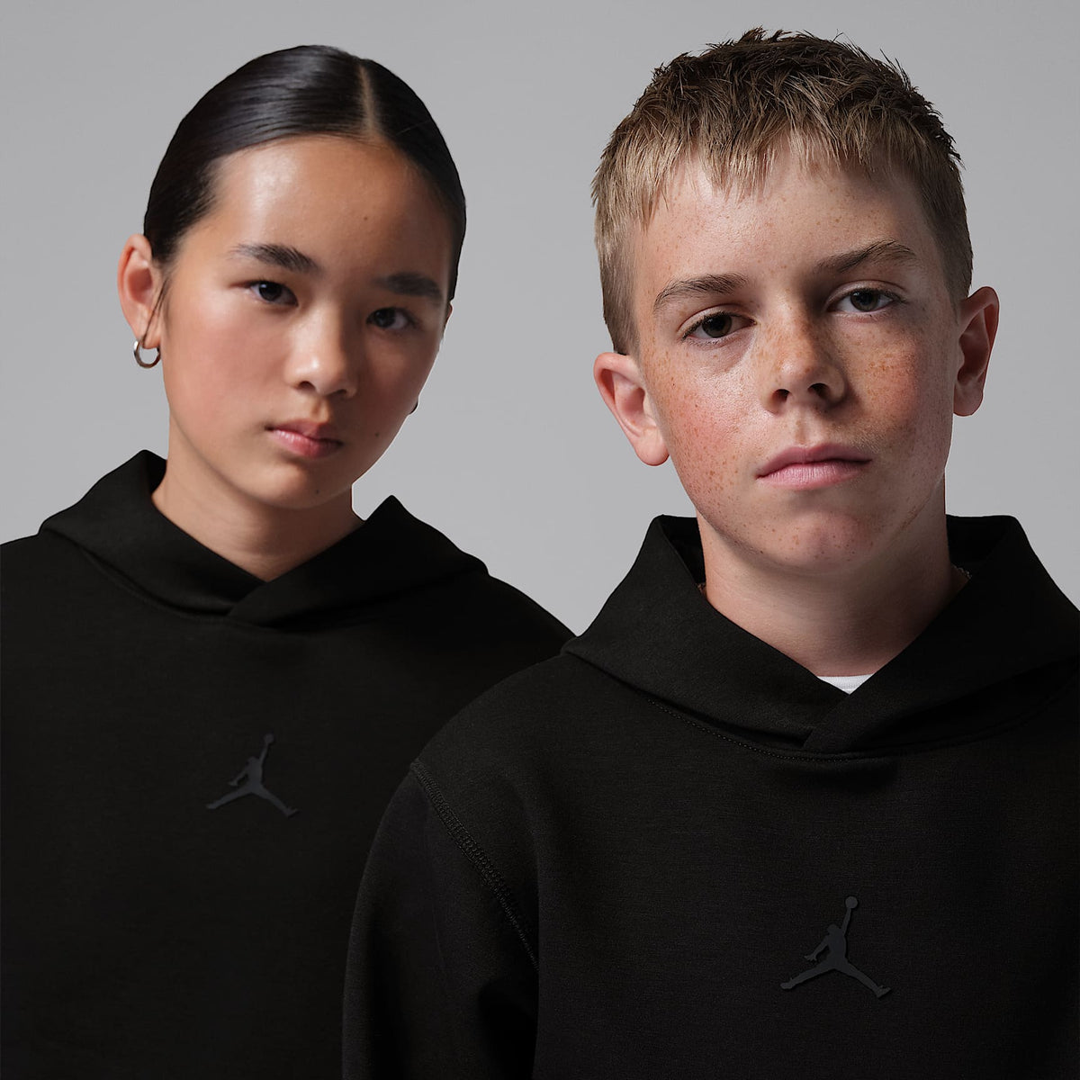 Sudadera con gorro sin cierre Therma-FIT para niños talla grande Jordan Sport – Negro – vista 3