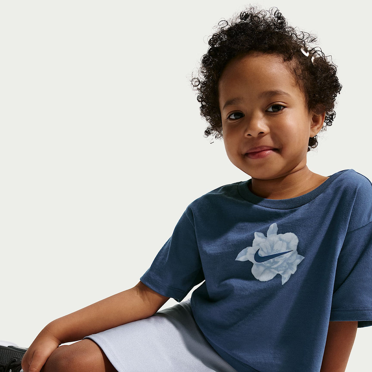 Conjunto de 2 piezas con falda infantil Nike Move With Nature – Gris – vista 6