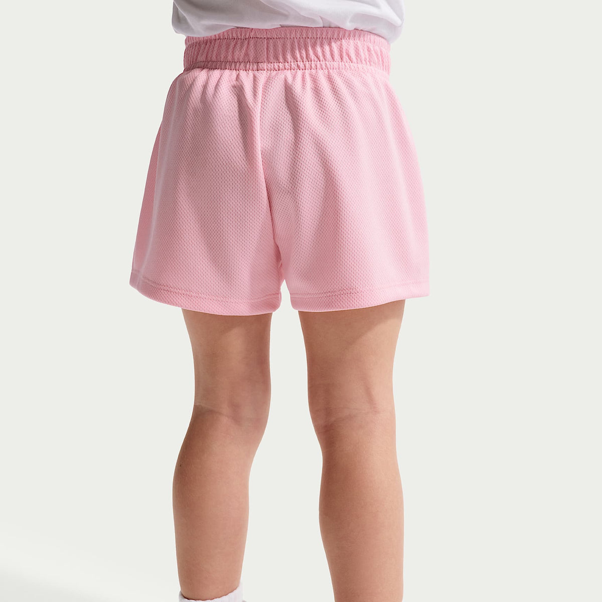 Conjunto de shorts de dos piezas de malla infantil Nike Move With Nature – Rosa suave medio – vista 5