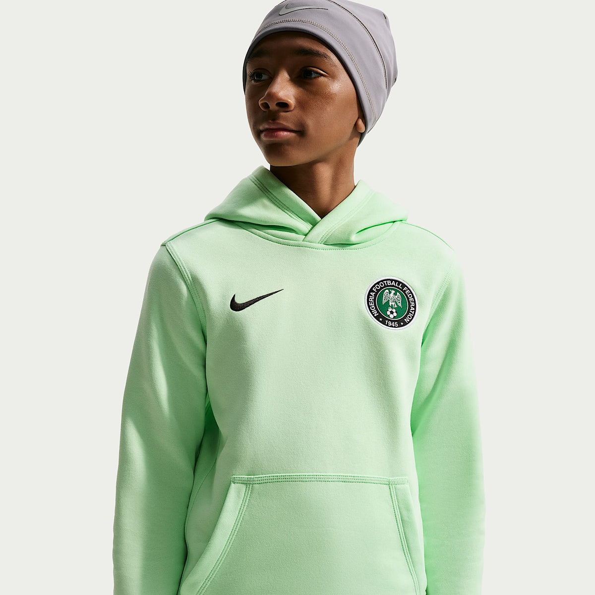 Sudadera con gorro sin cierre Nike para niño talla grande Nigeria Club – Verde vapor/Negro – vista 1