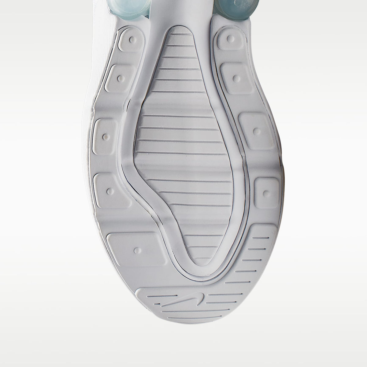 Nike Air Max 270 – Blanco/Plata metalizado/Blanco – vista 6