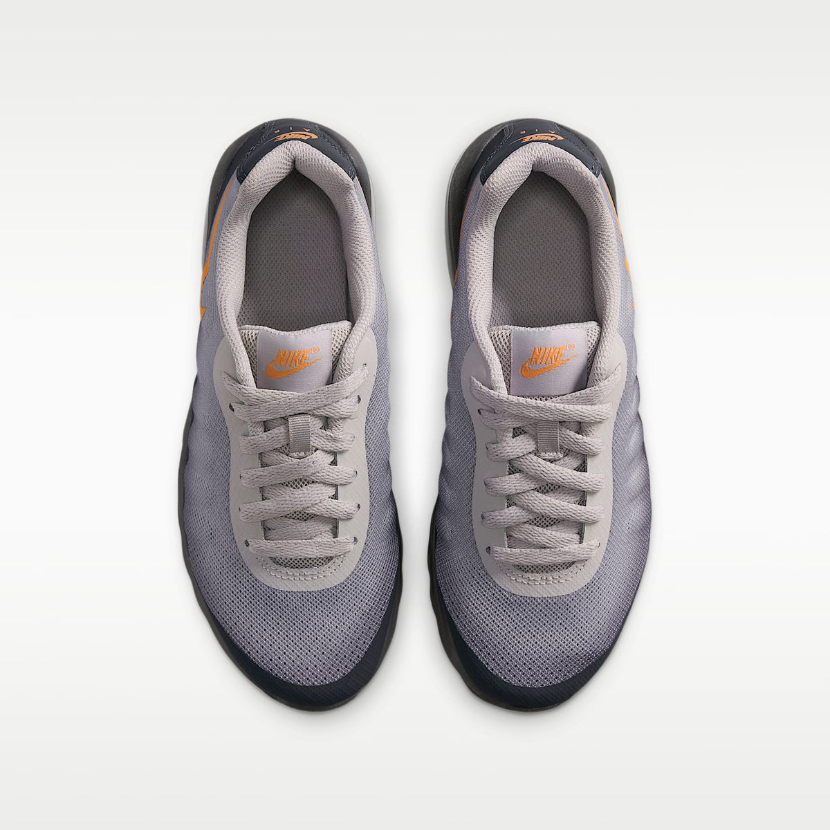 Nike Air Max Invigor – Punta de Lápiz/Antracita/Gris perla/Curry cálido – vista 4