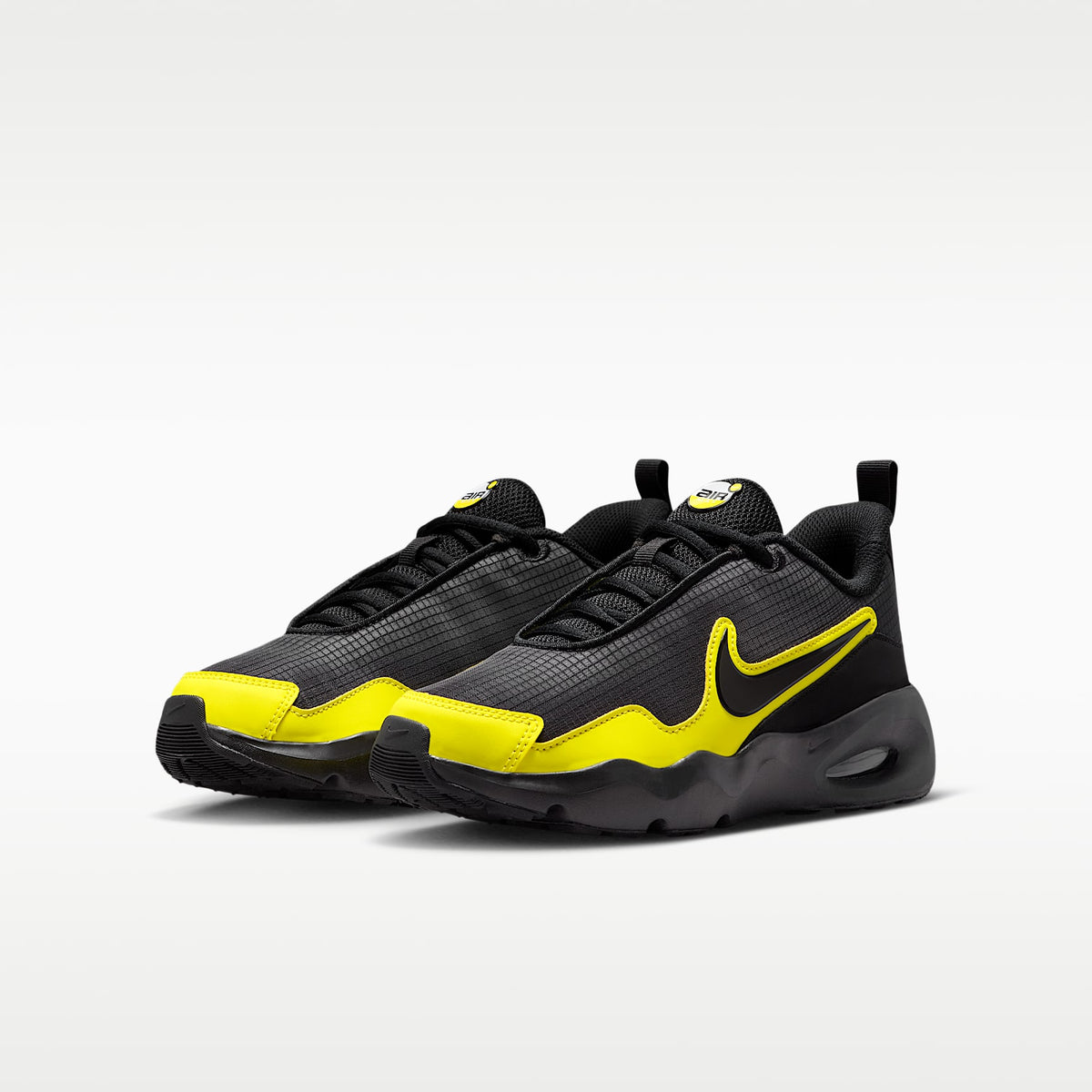 Nike Air Max Nova – Negro/Amarillo sónico/Negro – vista 5