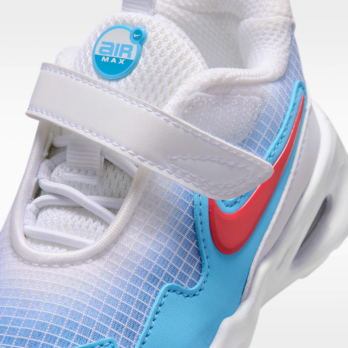 Nike Air Max Nova – Blanco/Azul aurora/Azul fútbol/Rojo fusión – vista 7