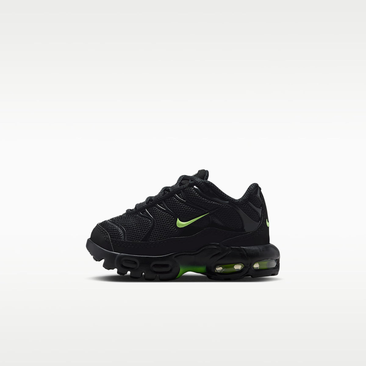 Nike Air Max Plus – Negro/Negro/Hielo volt – vista 1
