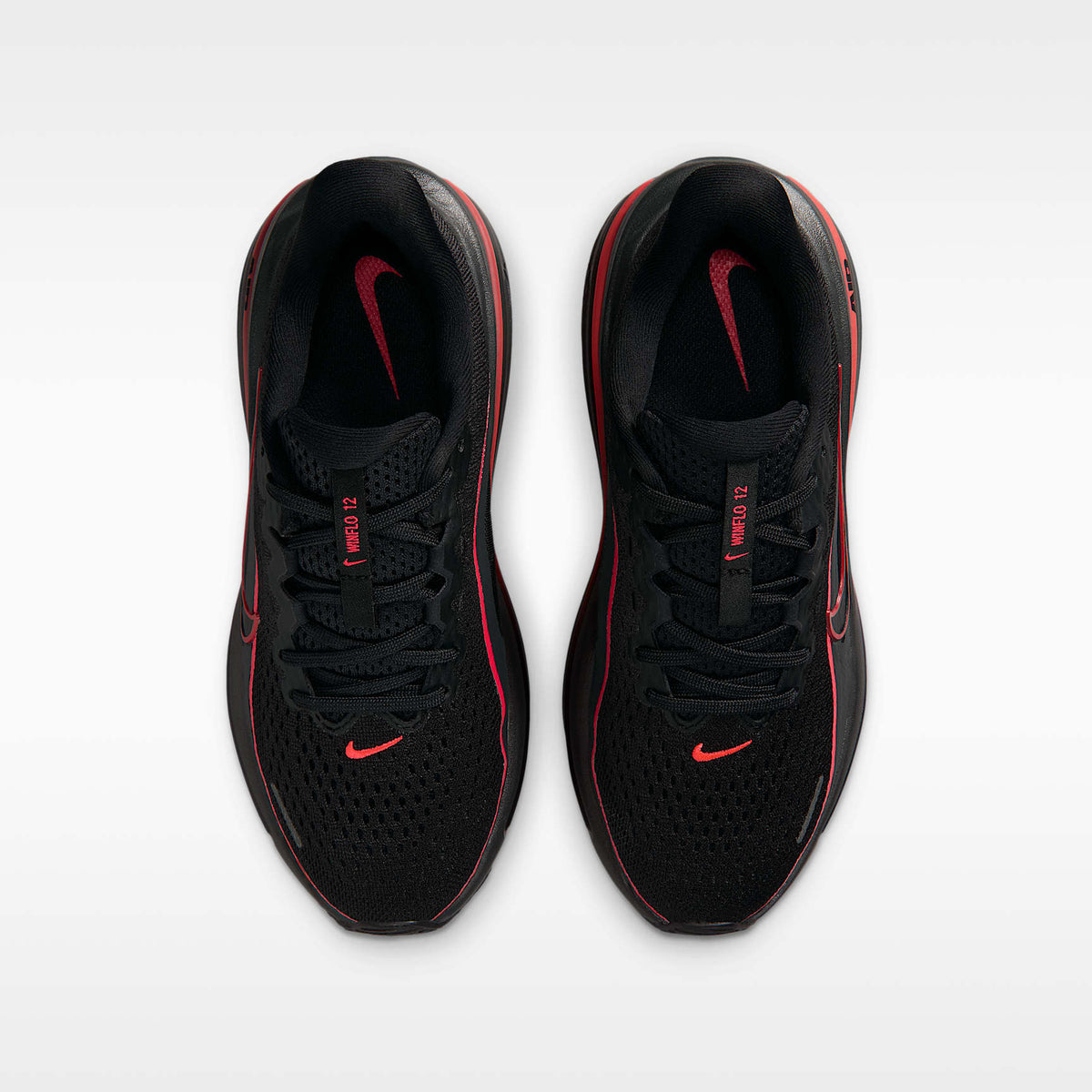 Nike Winflo 12 – Negro/Rojo órbita/Gris humo oscuro/Negro – vista 4