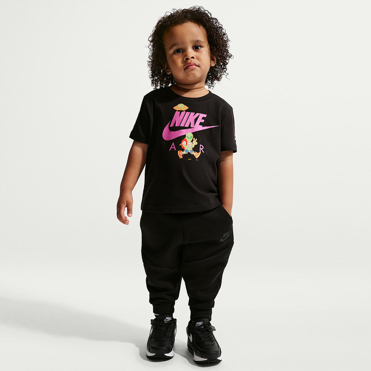 Playera Alien infantil Nike – Negro – vista 4