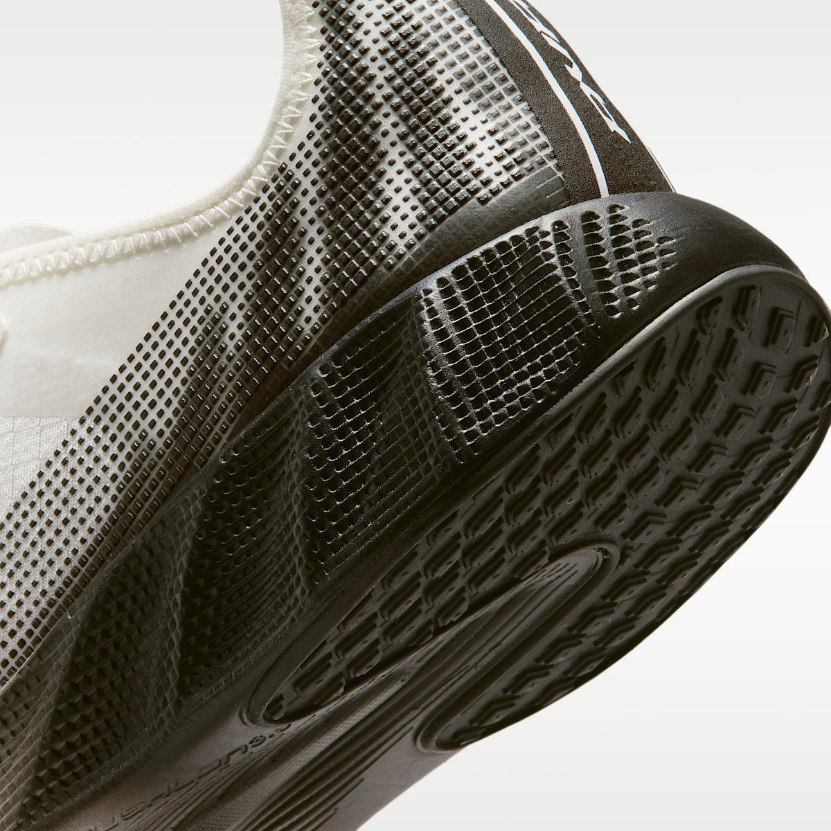 Nike Ava X – Blanco cumbre/Blanco/Gris oscuro/Negro – vista 8