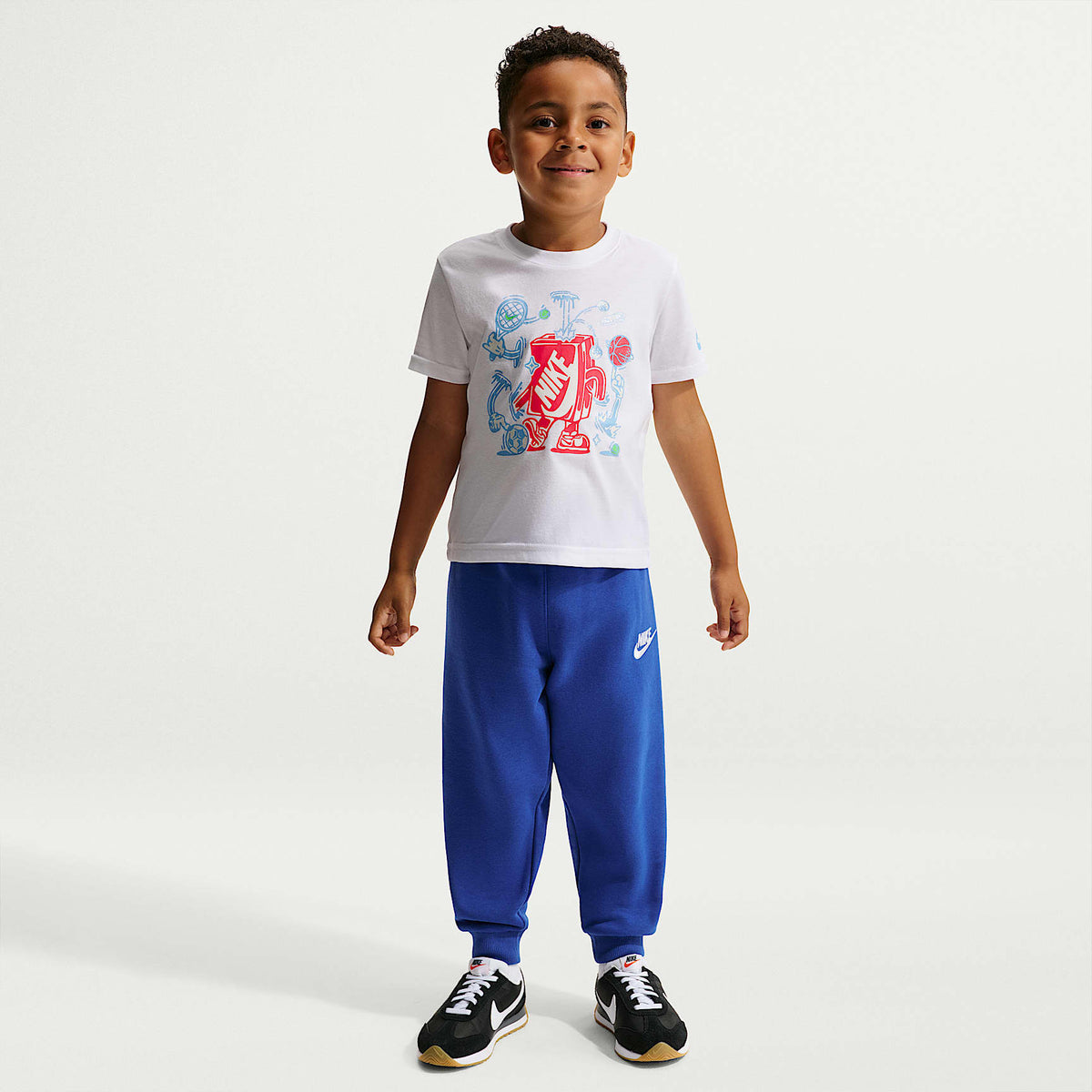Playera de corte cuadrado para niños talla pequeña Nike – Blanco – vista 4