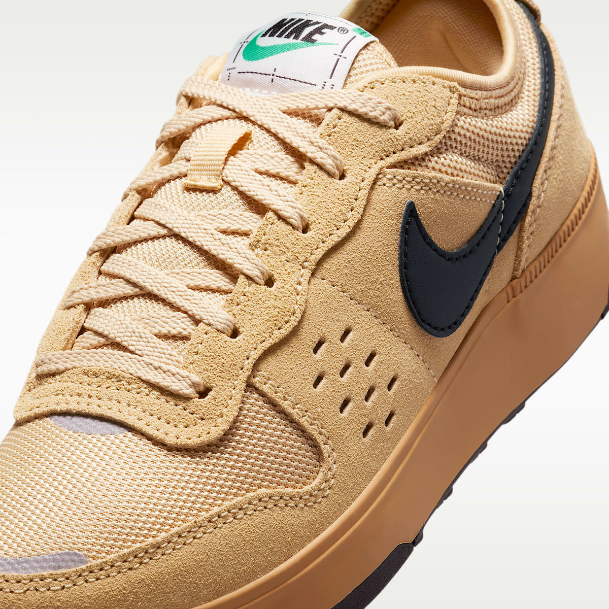 Nike C1TY "Brownstone" – Lino/Sésamo/Verde estadio/Negro – vista 7