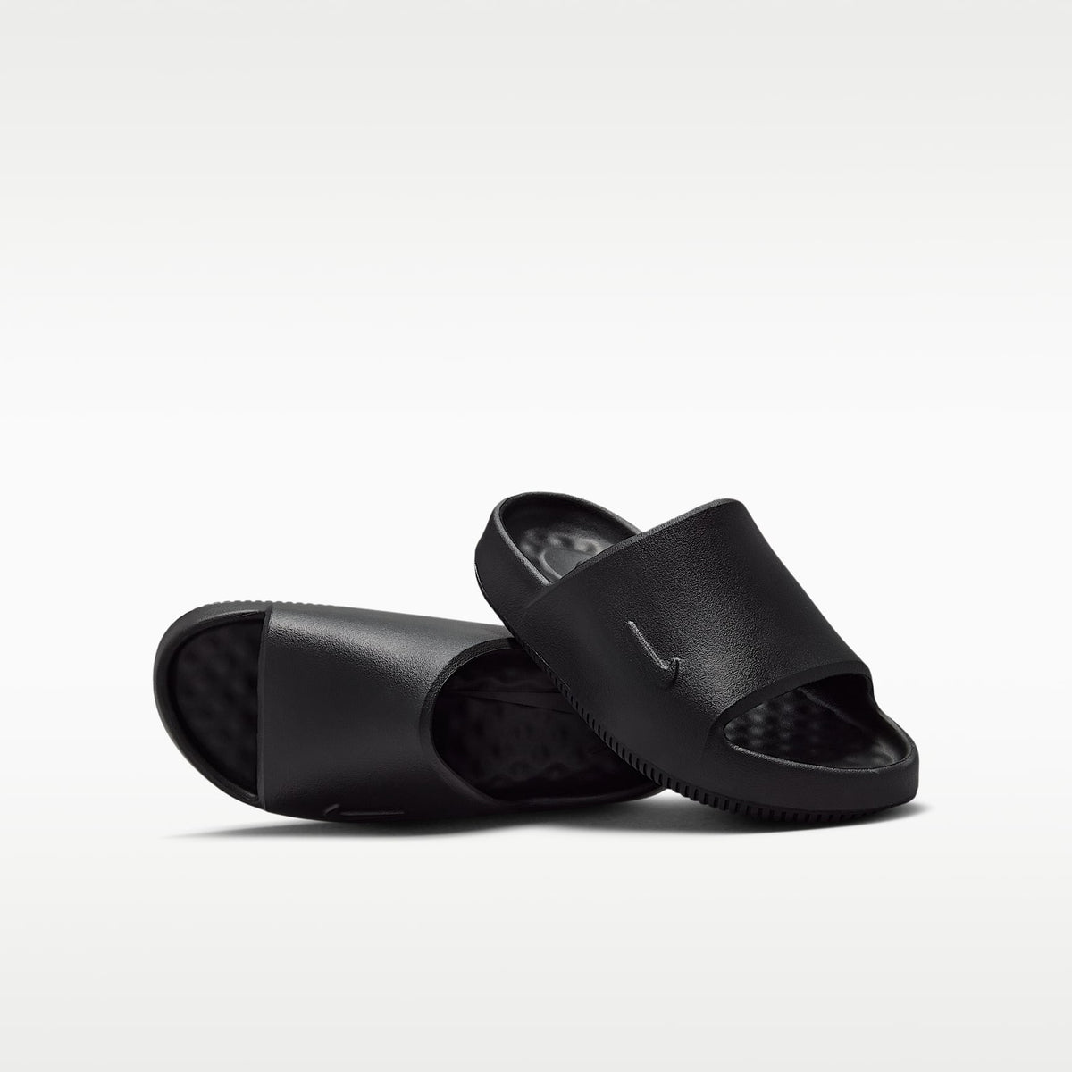 Nike Calm 2.0 – Negro/Negro/Negro – vista 1