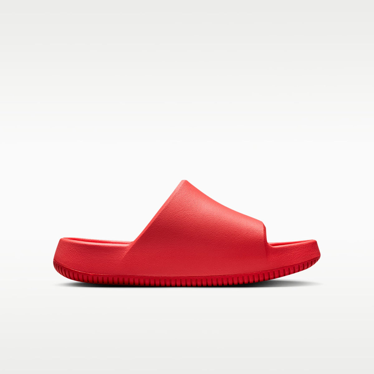 Nike Calm 2.0 – Carmesí claro/Carmesí claro/Carmesí claro – vista 4