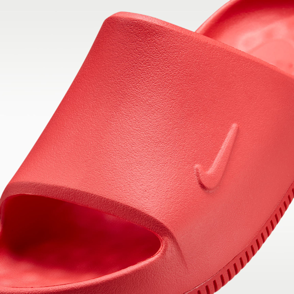 Nike Calm 2.0 – Carmesí claro/Carmesí claro/Carmesí claro – vista 6