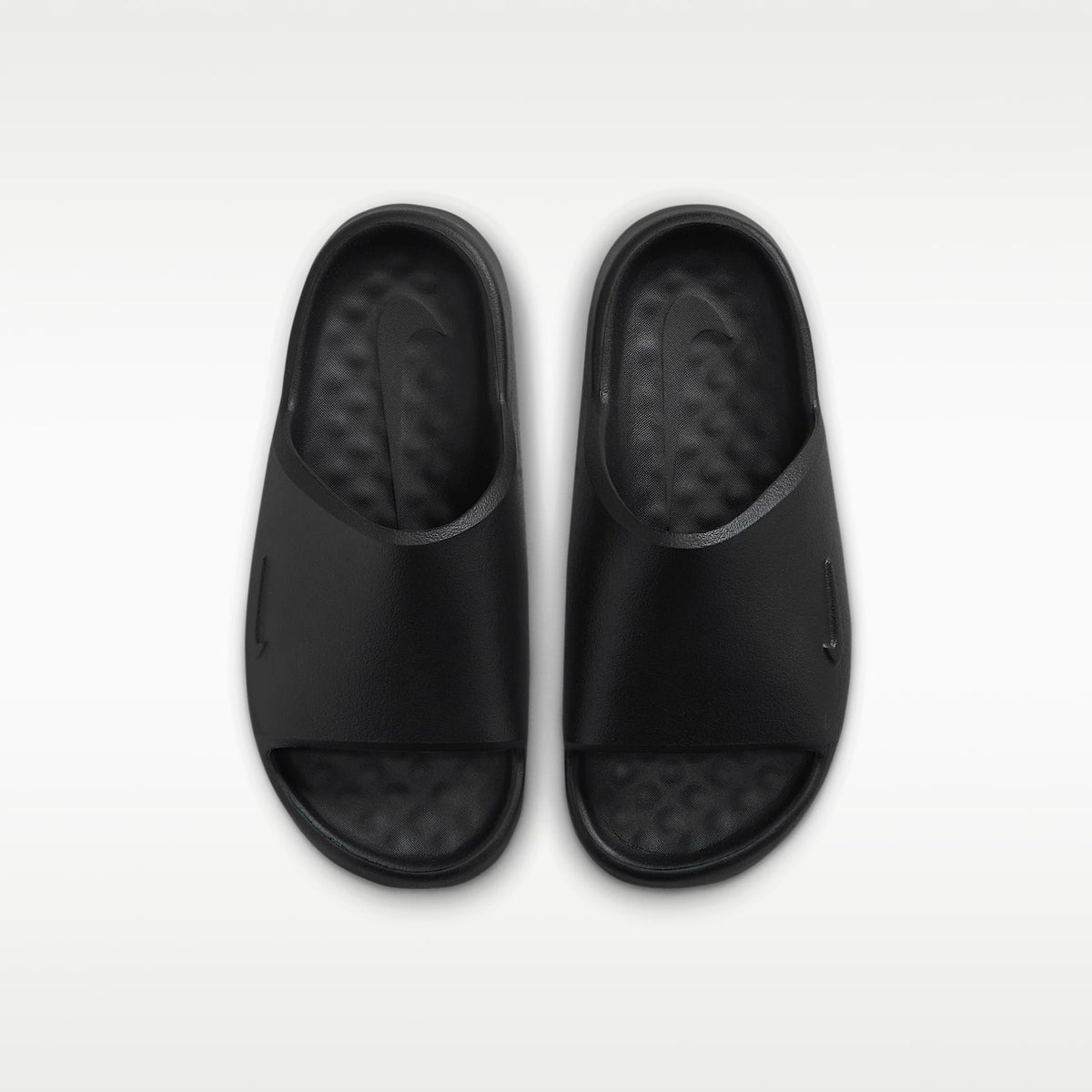 Nike Calm 2.0 – Negro/Negro/Negro – vista 5
