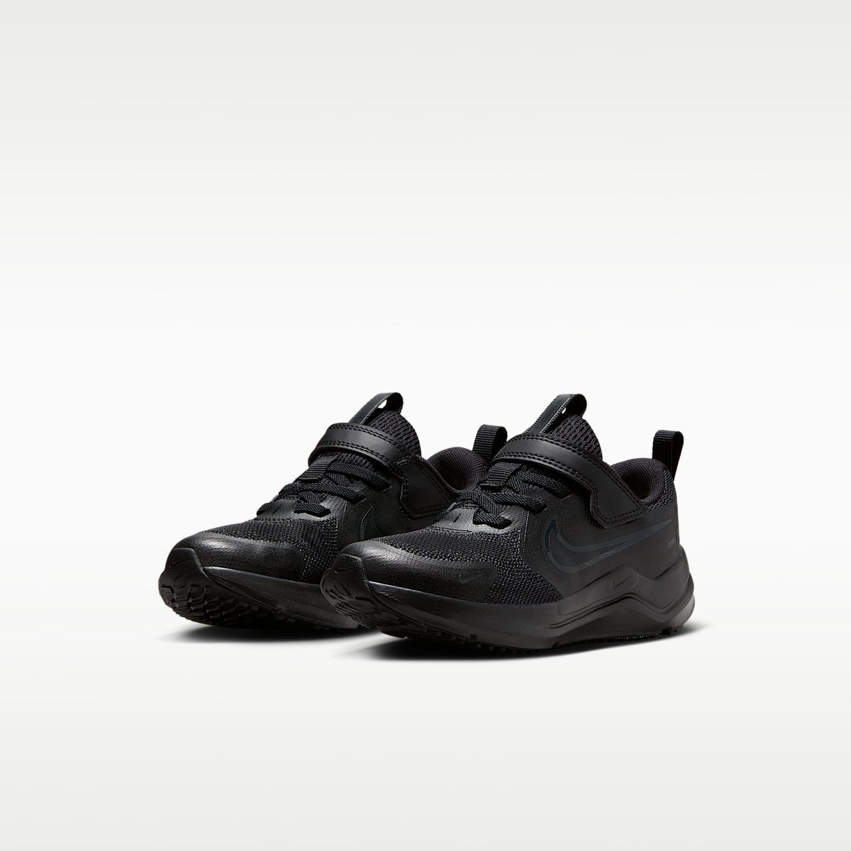 Nike Cosmic Runner – Negro/Negro/Antracita – vista 5