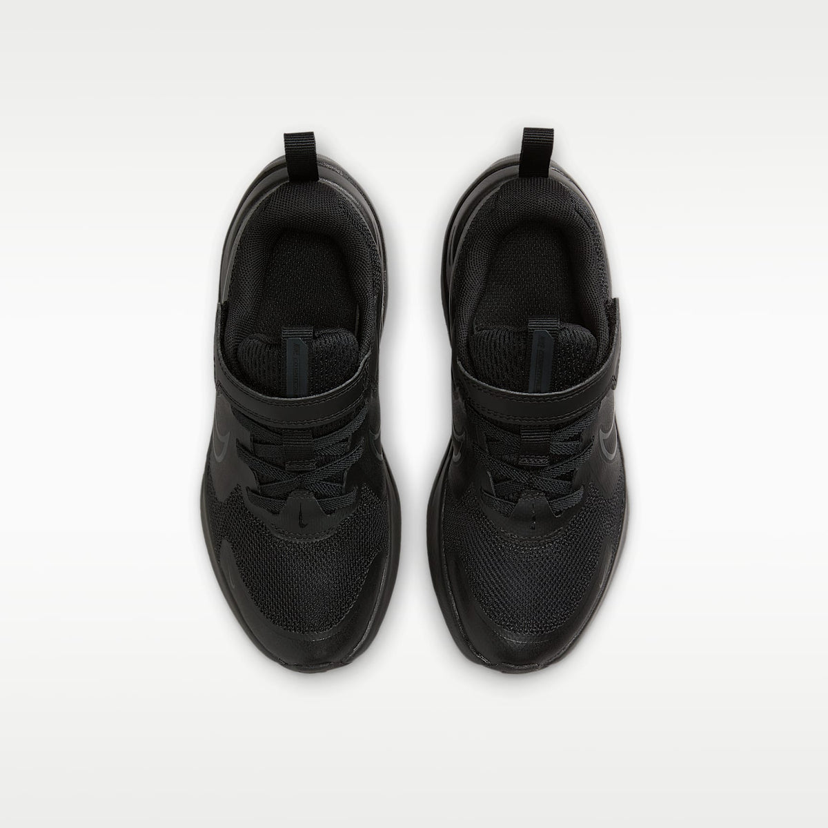 Nike Cosmic Runner – Negro/Negro/Antracita – vista 4