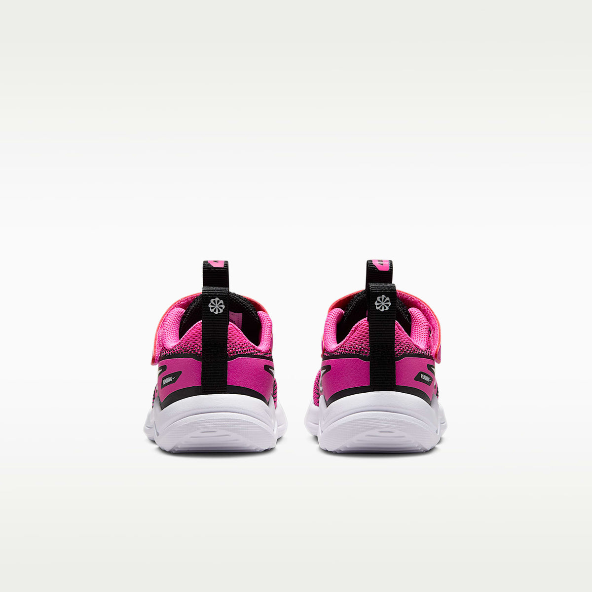 Nike Cosmic Runner – Fucsia láser/Negro/Blanco – vista 6