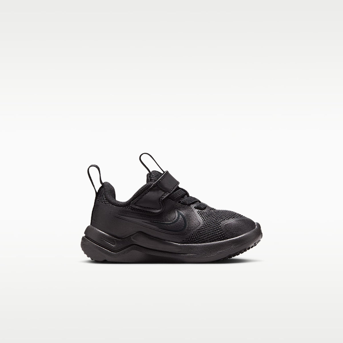 Nike Cosmic Runner – Negro/Negro/Antracita – vista 3