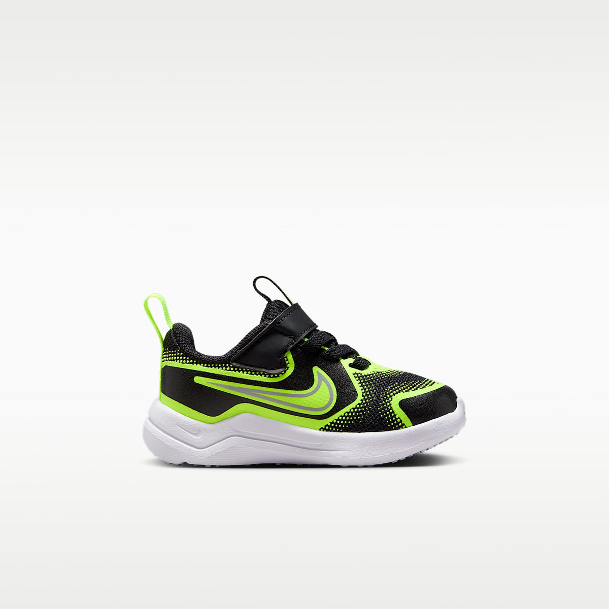 Nike Cosmic Runner – Negro/Volt/Gris lobo – vista 3