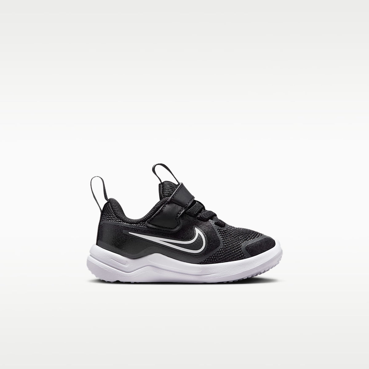 Nike Cosmic Runner – Negro/Antracita/Blanco – vista 3