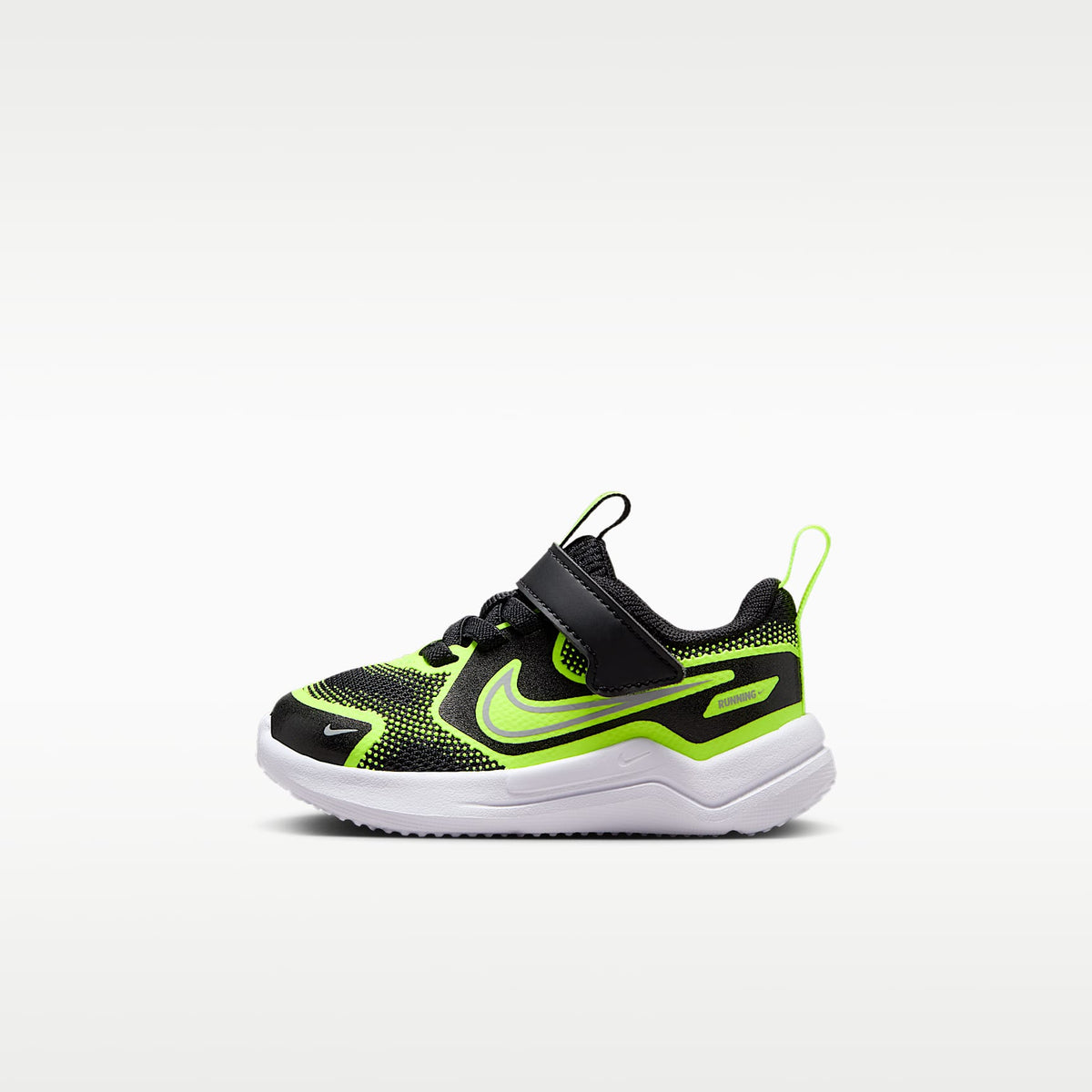 Nike Cosmic Runner – Negro/Volt/Gris lobo – vista 1