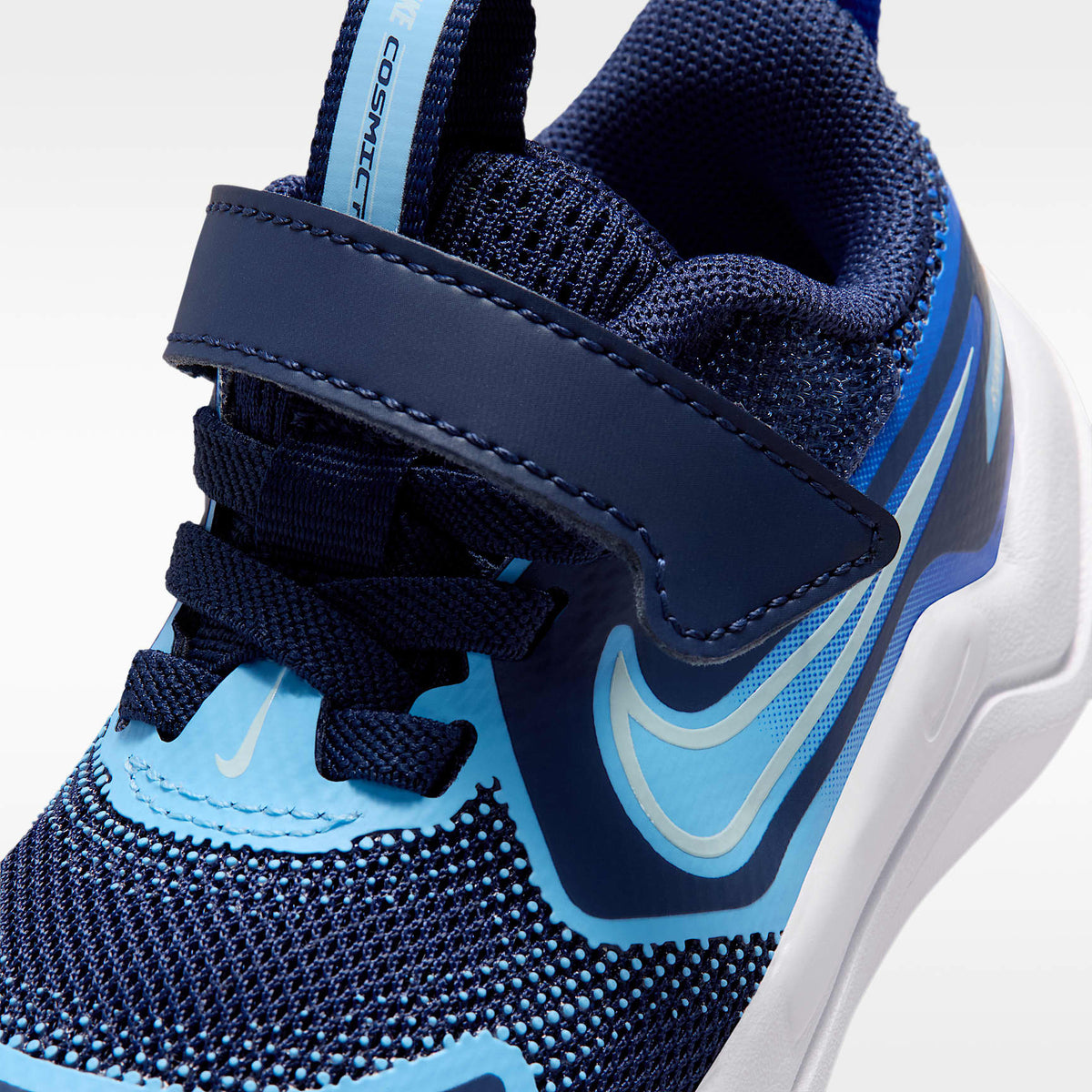 Nike Cosmic Runner – Azul marino medianoche/Azul carrera/Azul fútbol/Azul glacial – vista 7