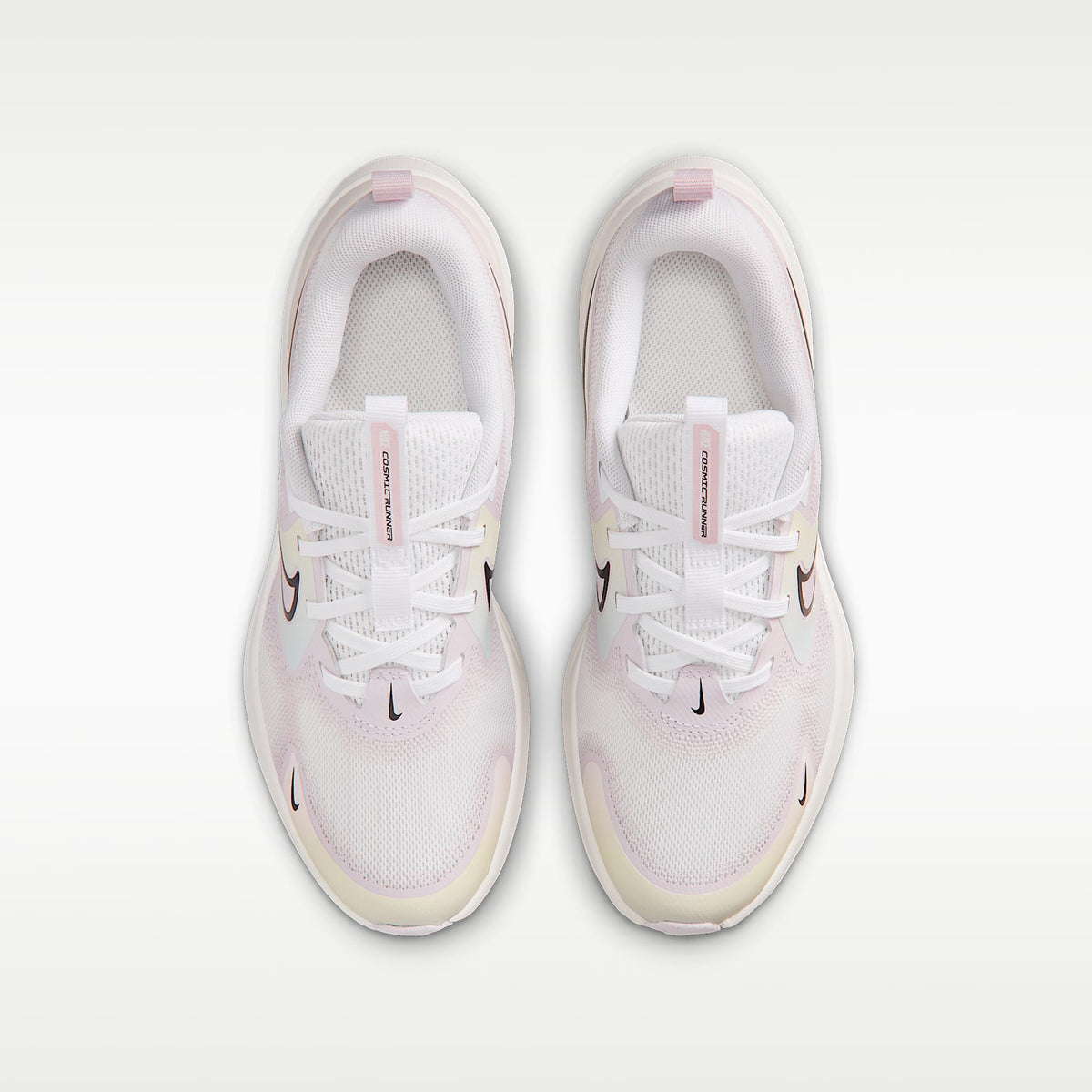 Nike Cosmic Runner SE 2 – Blanco/Lila desteñido/Vela/Negro – vista 4