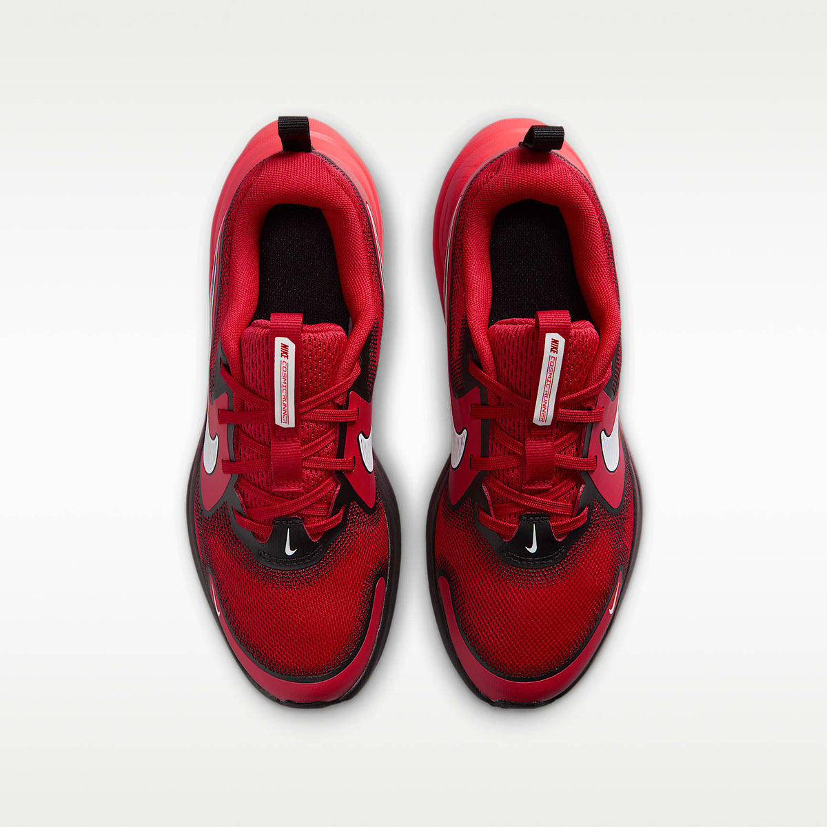 Nike Cosmic Runner – Rojo universitario/Rojo órbita/Blanco – vista 4