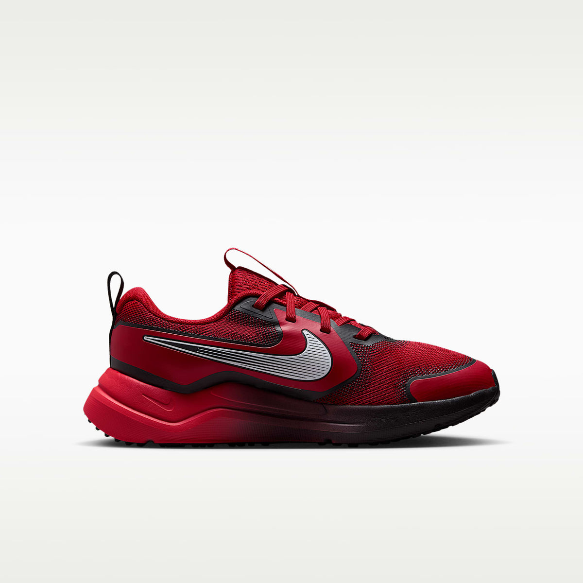 Nike Cosmic Runner – Rojo universitario/Rojo órbita/Blanco – vista 3