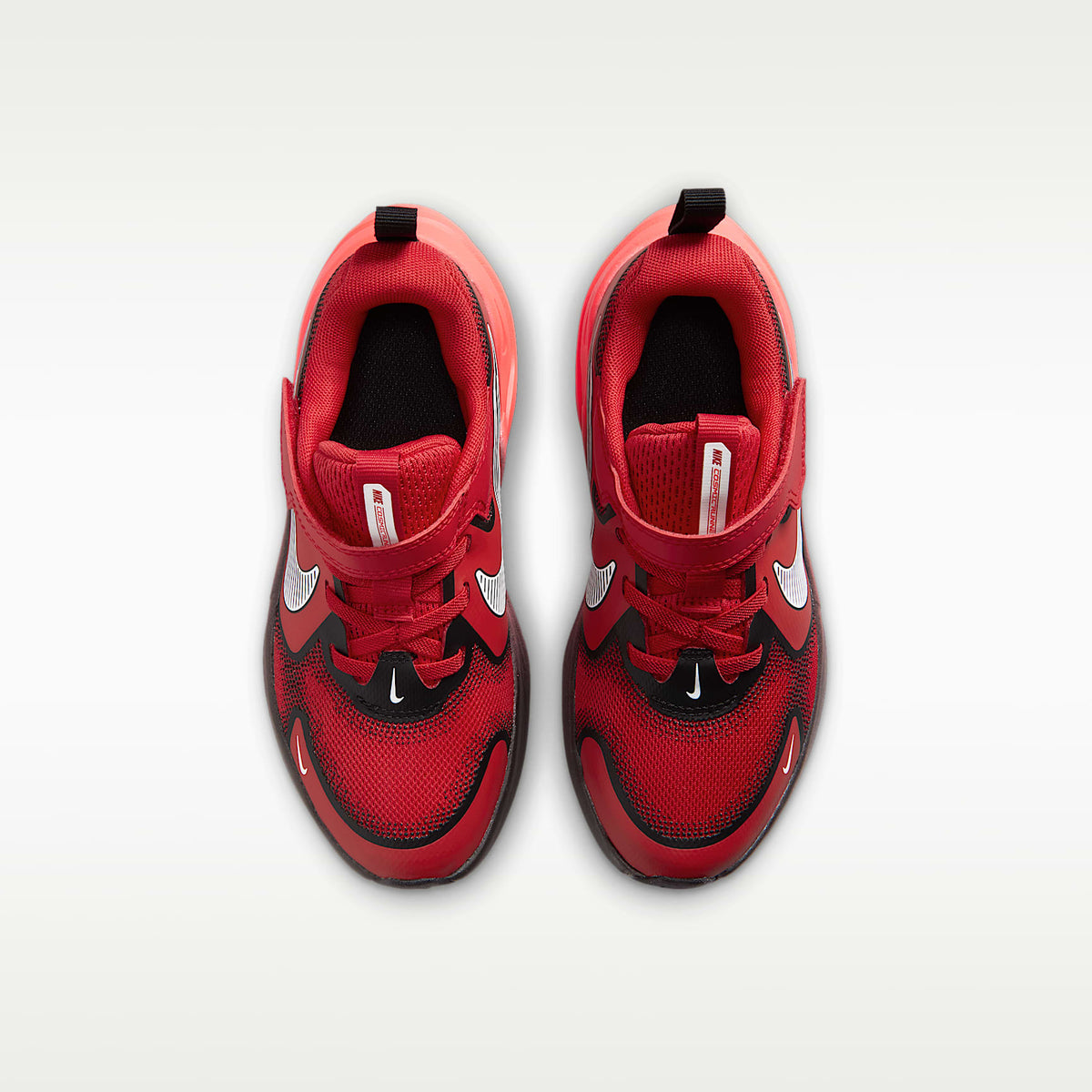 Nike Cosmic Runner Swoosh – Rojo universitario/Rojo órbita/Blanco – vista 4