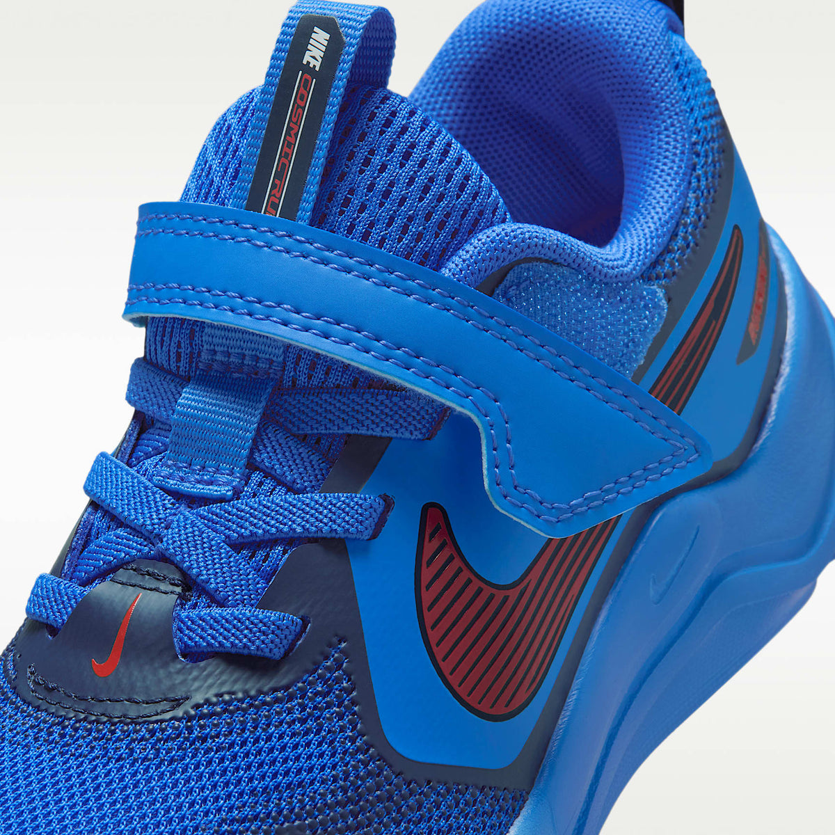 Nike Cosmic Runner – Azul cristal/Azul marino medianoche/Rojo picante – vista 7